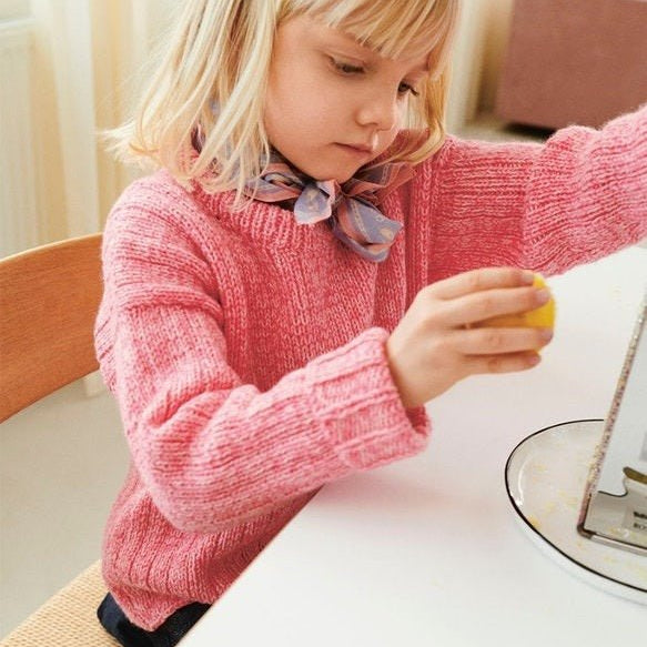 2401 - 4 Finnick Sweater Junior - Modèle - Sandnes Garn