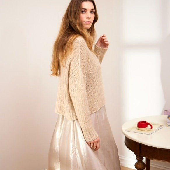 2403 nr. 4 Hilda sweater - Modèle - Sandnes Garn