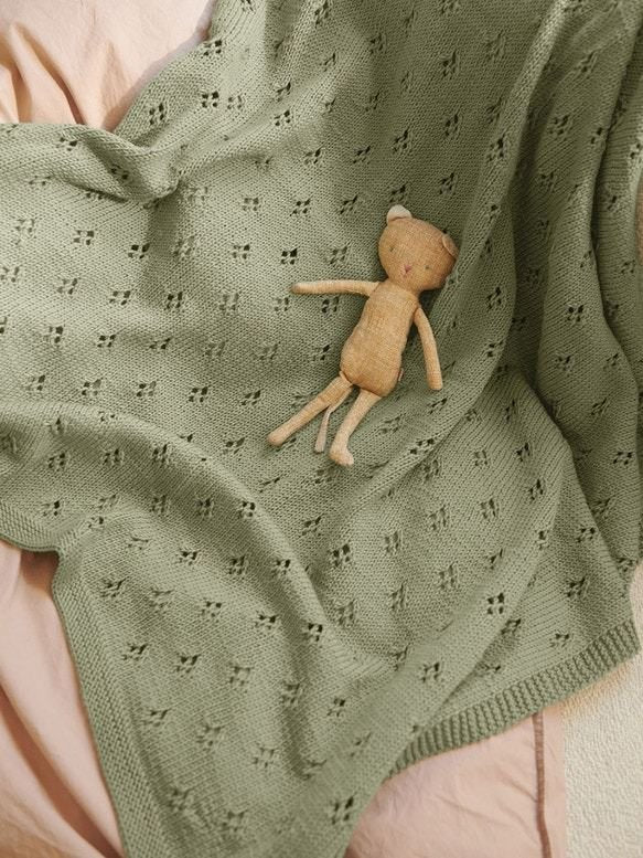 2406 - 05 Clover Blanket - Sandnes Garn