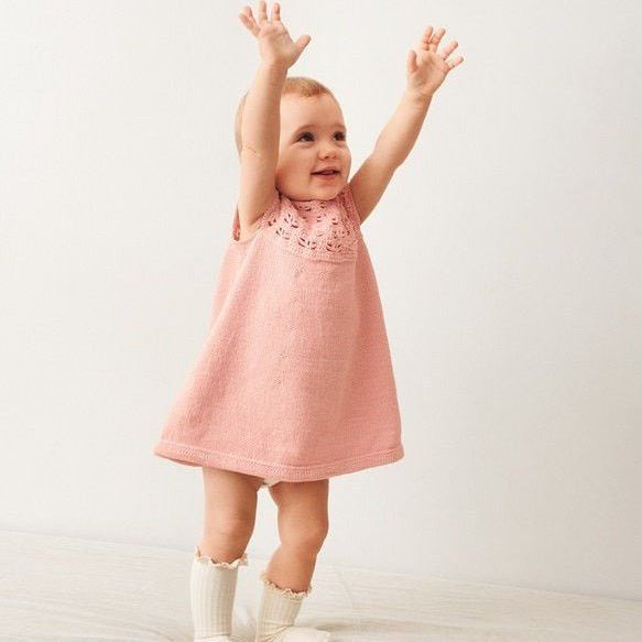 2505 - 4 Indy Dress Baby - Sandnes Garn