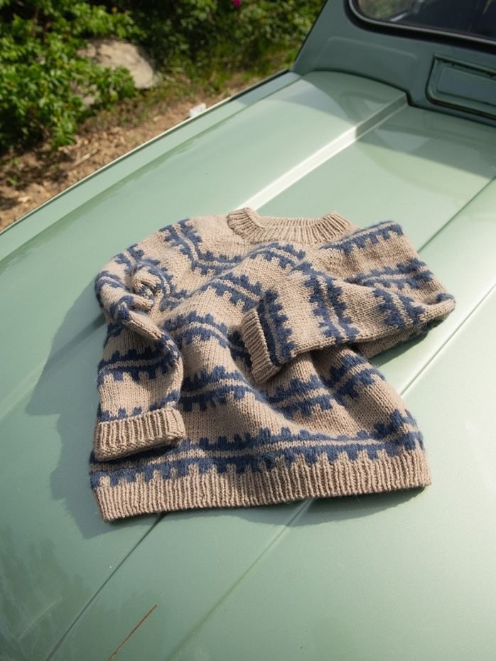 2506 - 02 Ridge Sweater Junior - Sandnes Garn