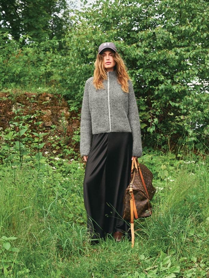 2507 - 10 Tia Zipper Jacket - Sandnes Garn