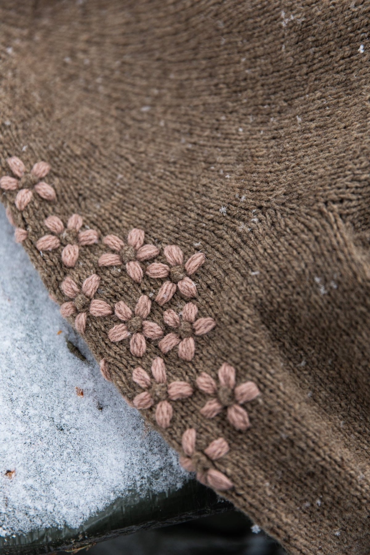 52 Weeks of Scrap Yarn! - Laine Magazine