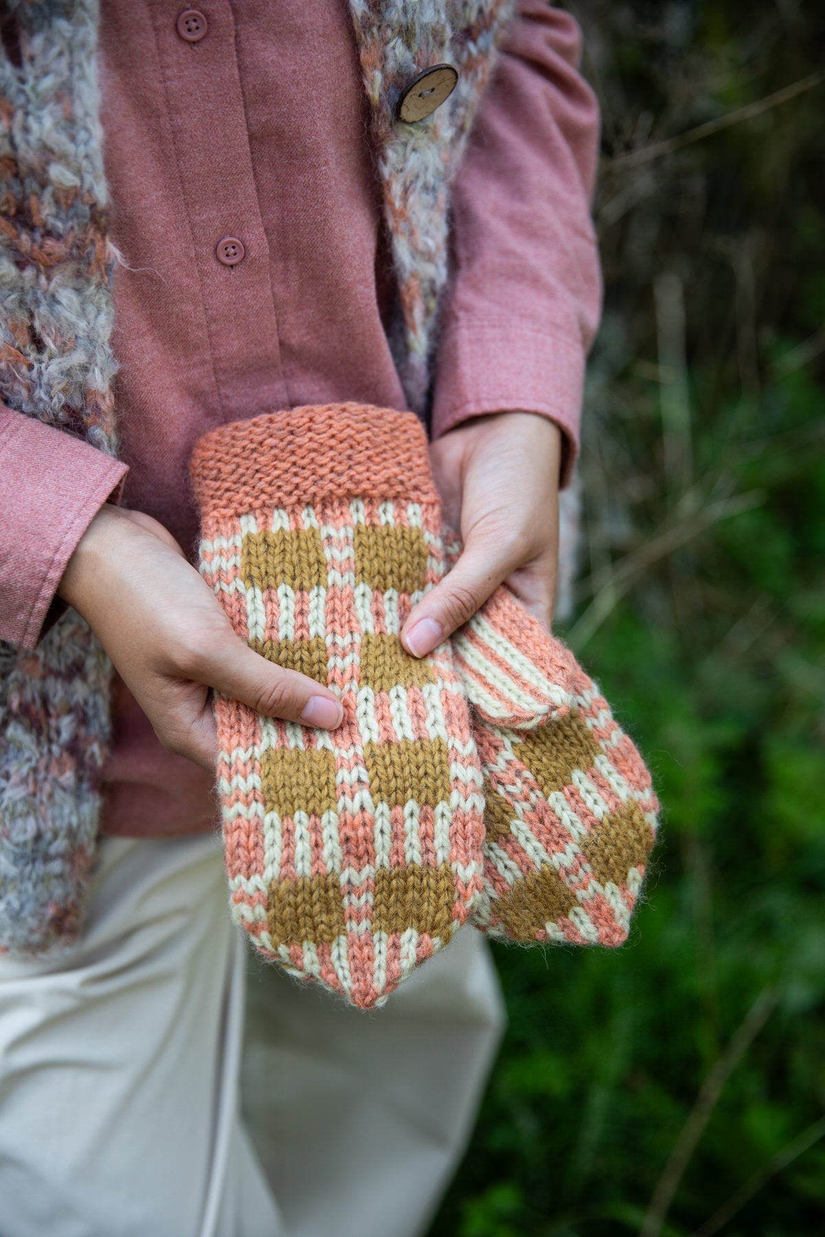 52 Weeks of Chunky Knits - Laine Magazine