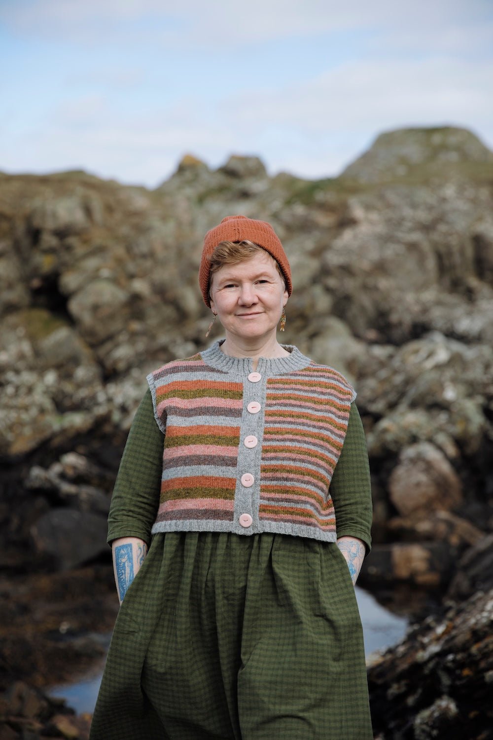Shetland Shades: Stories in Wool by Gudrun Johnston - Precommande - Laine Magazine