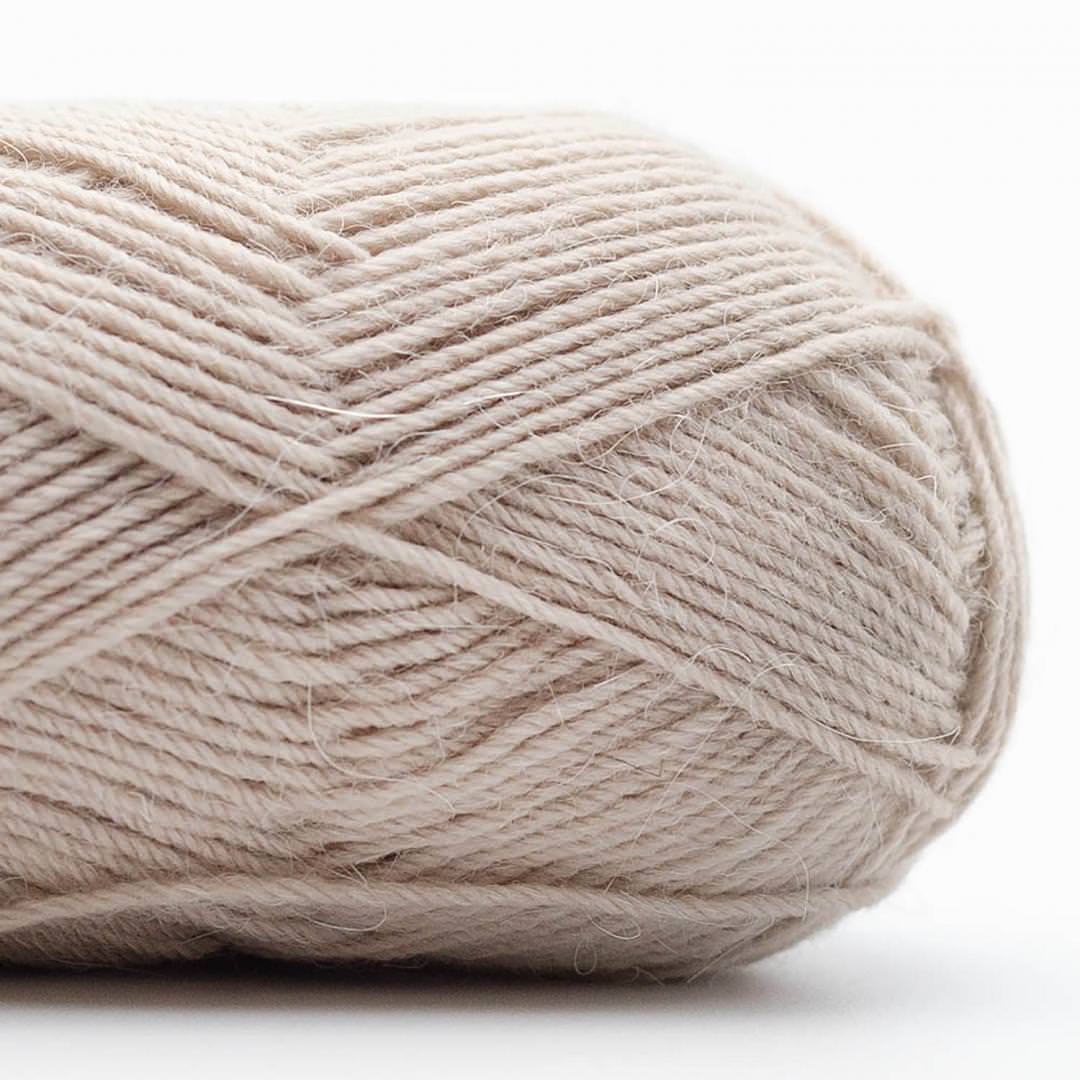 003 - Light Beige EDELWEISS ALPAKA 25GR - Kremke Soul Wool