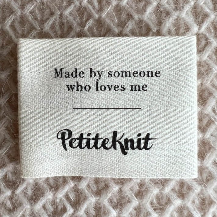 Made by someone who loves me - Version 2023 Etiquette en tissu PetiteKnit - Petite Knit