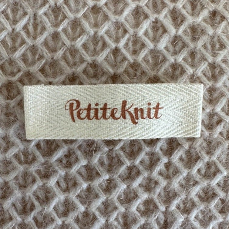Petite Knit Marron Biscuit Etiquette en tissu PetiteKnit - Petite Knit