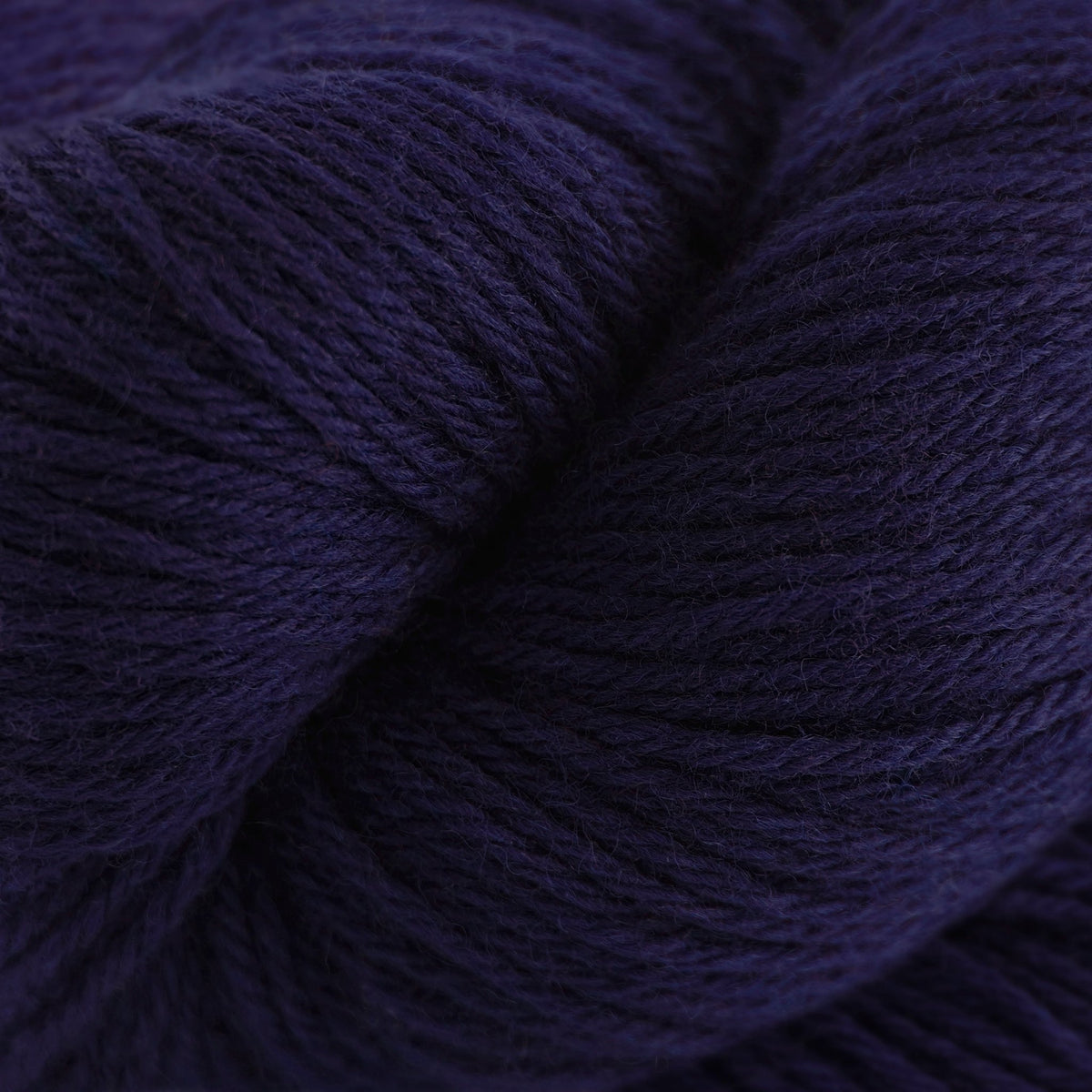 8886 - Aubergine 220 WOOL - Cascade Yarns