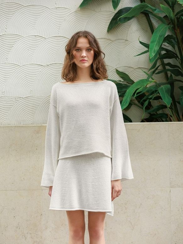 2404 - 08 Milly Sweater (a), Milly Skirt short(b) or long (c) - Modèle - Sandnes Garn