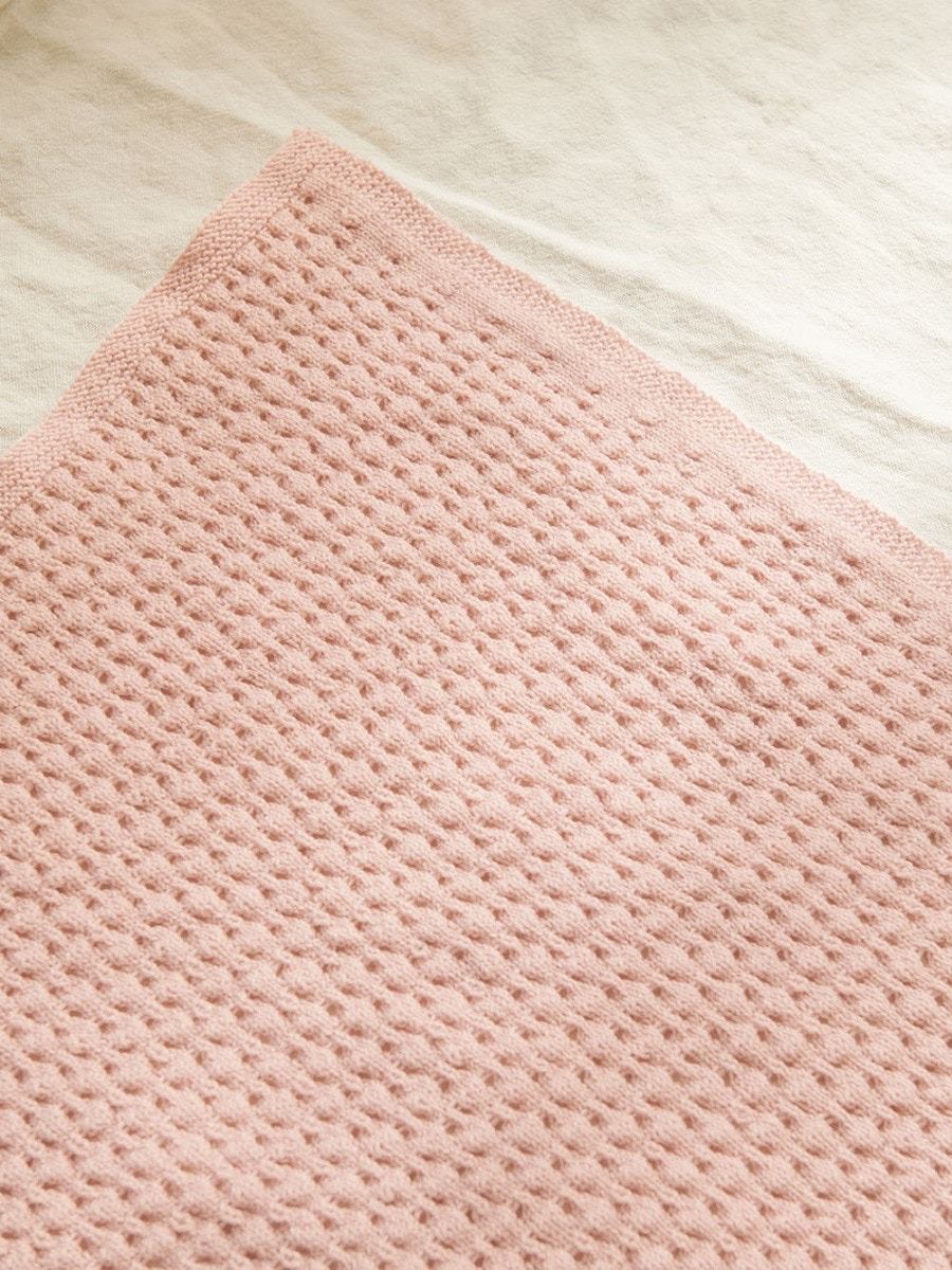 2406 - 02 Butterfly Blanket - Sandnes Garn