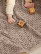 2406 - 02 Butterfly Blanket - Sandnes Garn