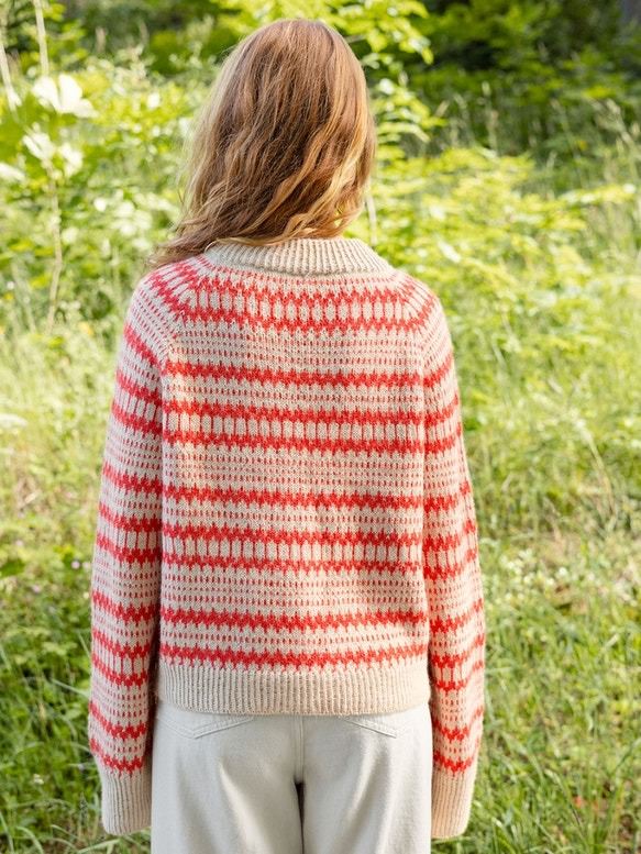 2410 - 04 Kleiva ladies sweater - Sandnes Garn
