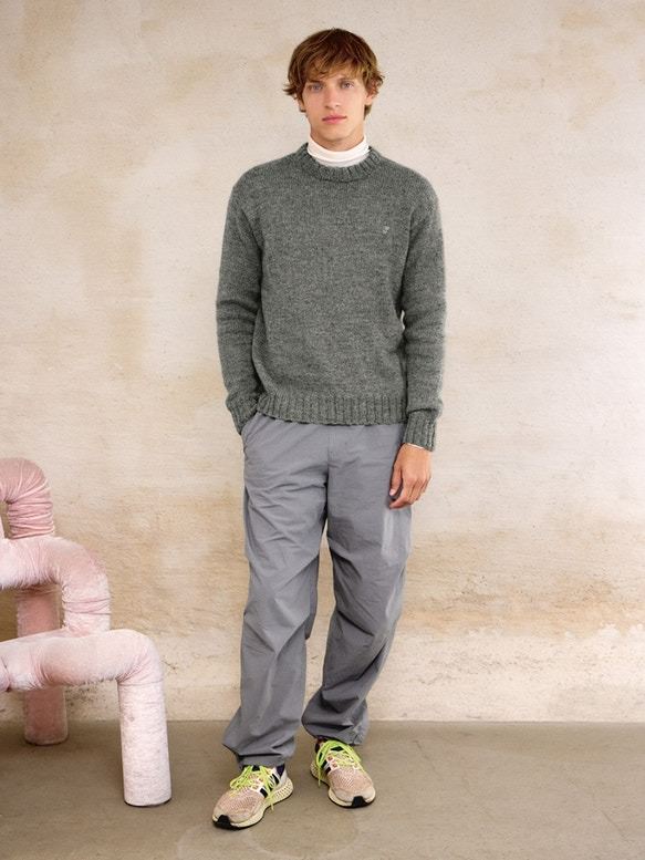 2412 Mr. / No. 5 Brendan Sweater Man - Sandnes Garn