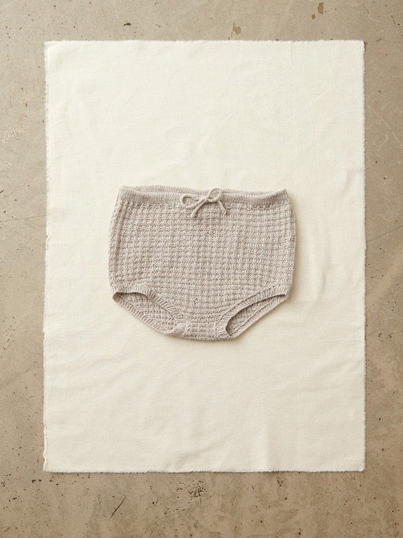 2505 - No. 3a Leo Tee Baby & 3b Leo Bloomer Baby - Sandnes Garn
