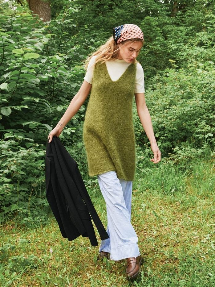 2507 - 9 Meadow Dress - Sandnes Garn