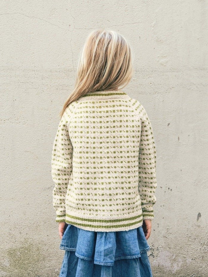2509 - No. 3a 3b Islender Sweater Junior - Sandnes Garn