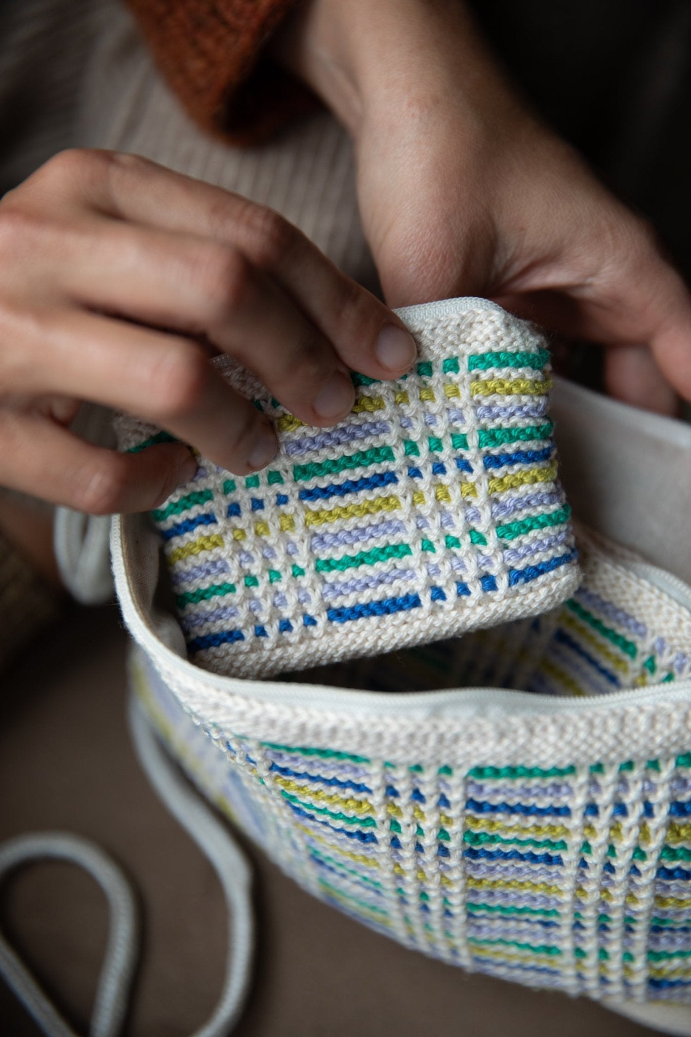 52 Weeks of Scrap Yarn! - Laine Magazine