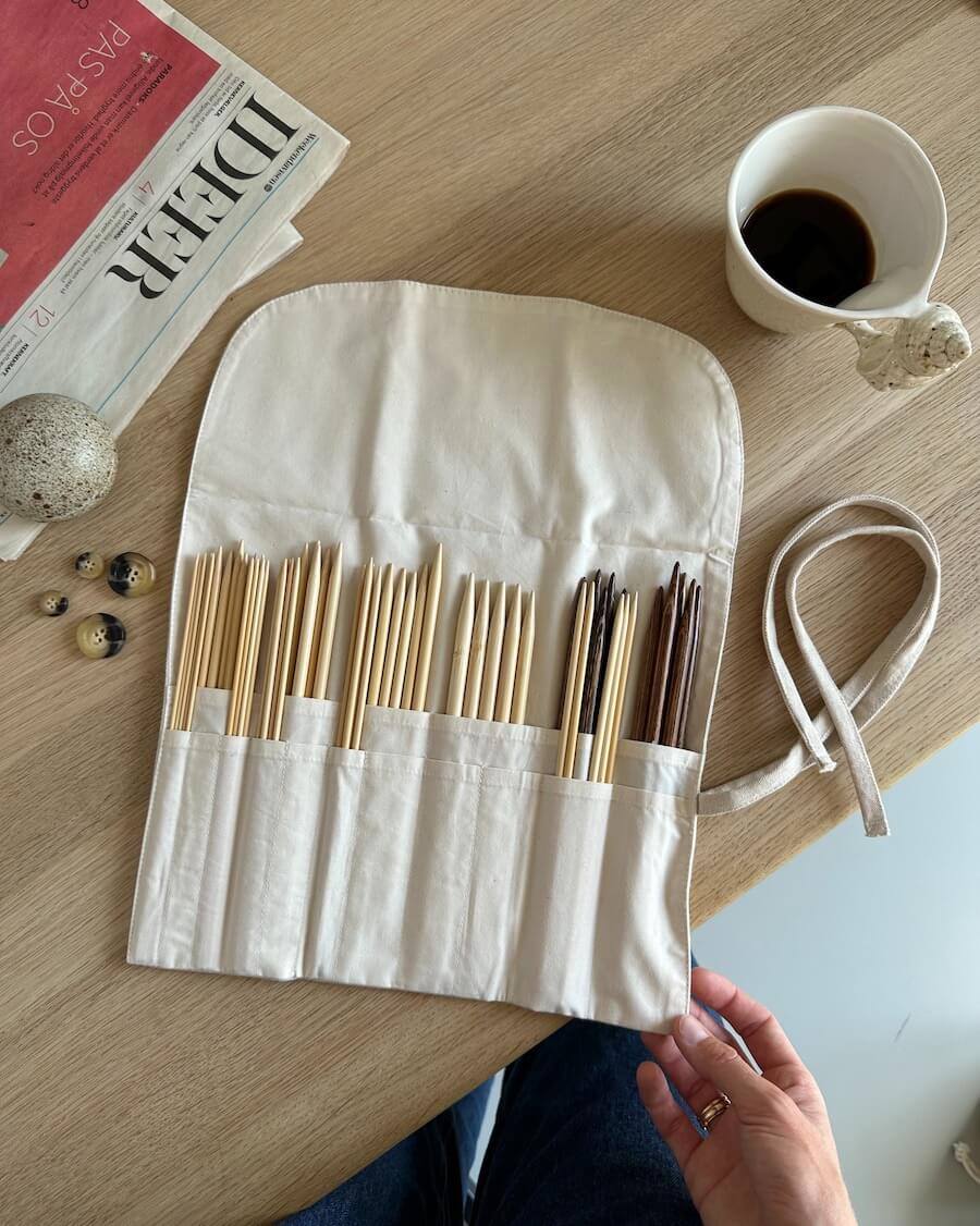 Knitter's Needle Case - Aiguilles Double - pointes – PetiteKnit - Petite Knit
