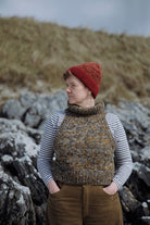 Shetland Shades: Stories in Wool by Gudrun Johnston - Precommande - Laine Magazine