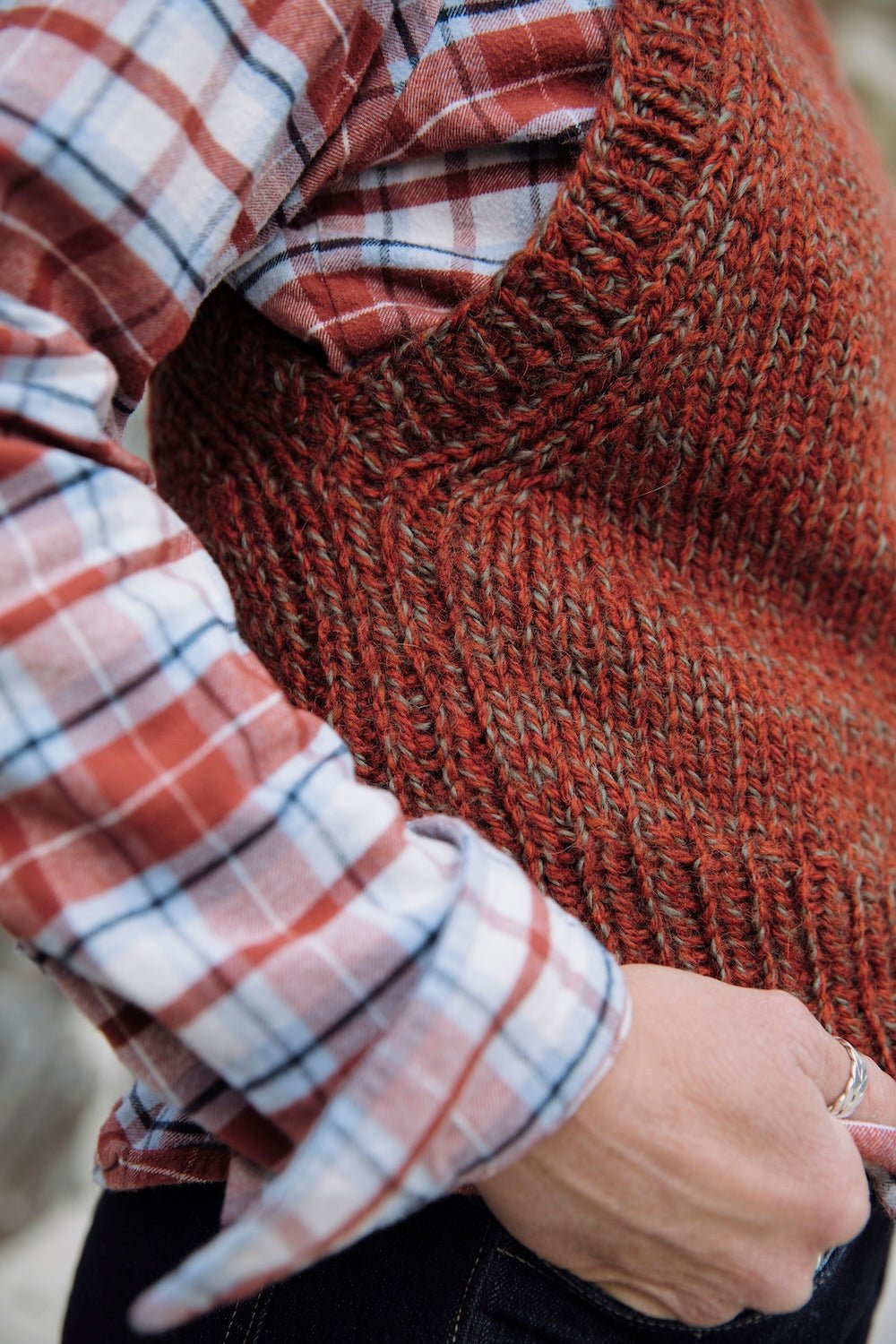 Shetland Shades: Stories in Wool by Gudrun Johnston - Precommande - Laine Magazine
