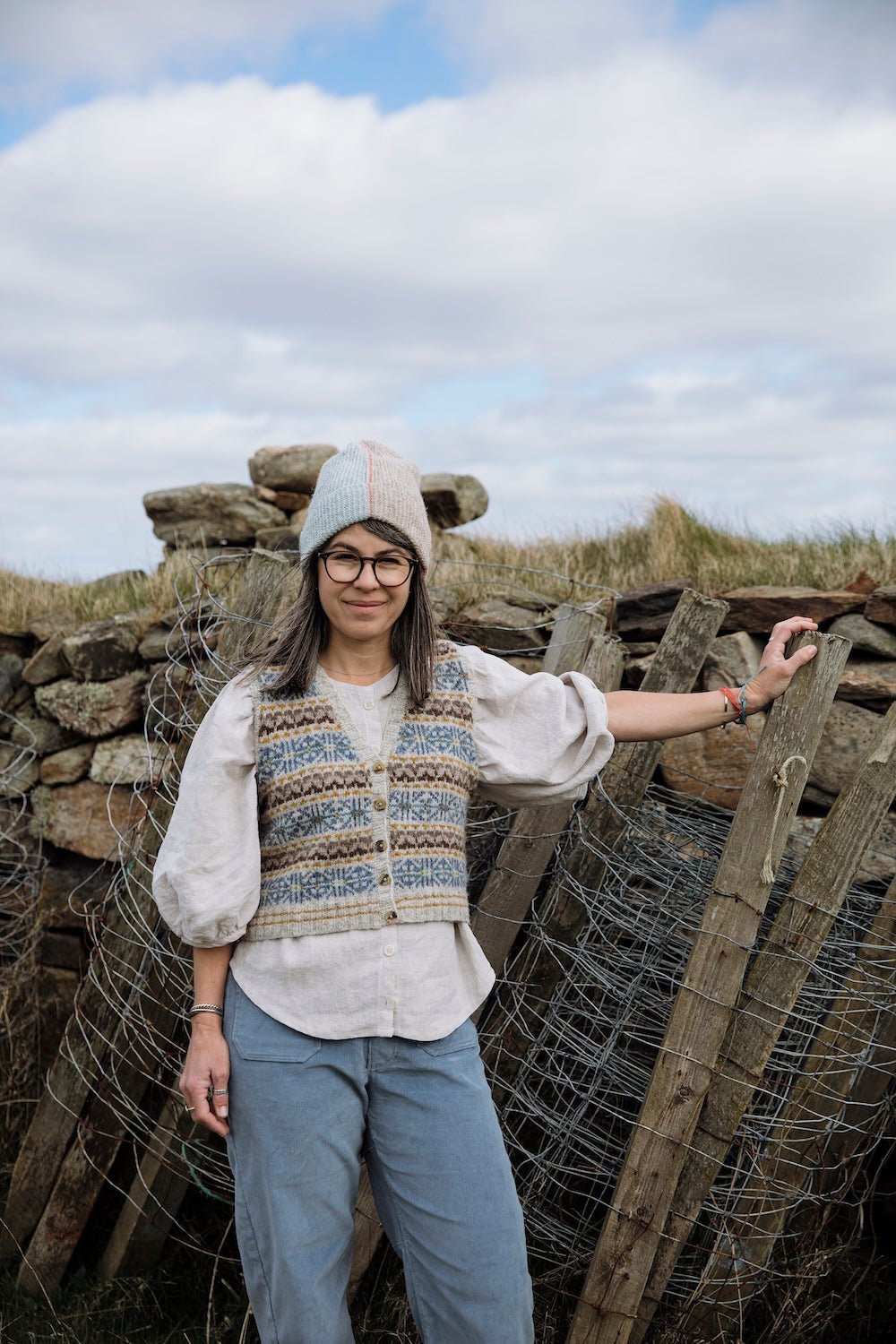 Shetland Shades: Stories in Wool by Gudrun Johnston - Precommande - Laine Magazine