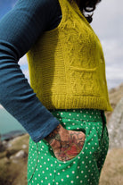 Shetland Shades: Stories in Wool by Gudrun Johnston - Precommande - Laine Magazine