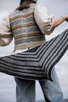 Shetland Shades: Stories in Wool by Gudrun Johnston - Precommande - Laine Magazine