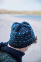 Shetland Shades: Stories in Wool by Gudrun Johnston - Precommande - Laine Magazine