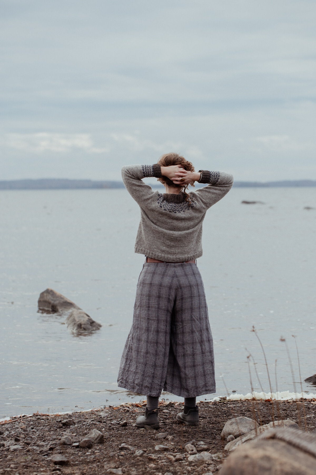 The Island and the Forest : A Knitted Correspondence - Laine Magazine