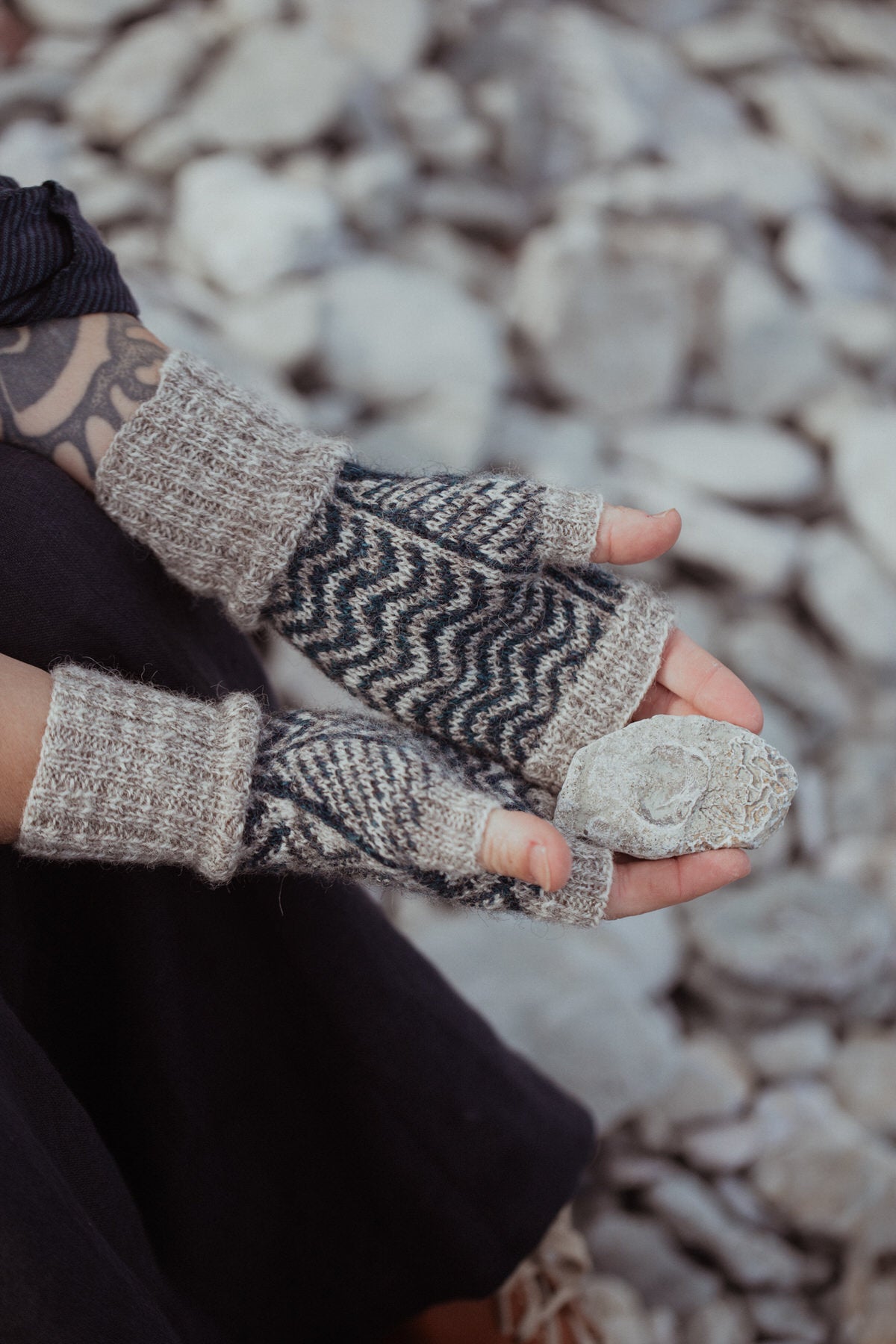 The Island and the Forest : A Knitted Correspondence - Laine Magazine