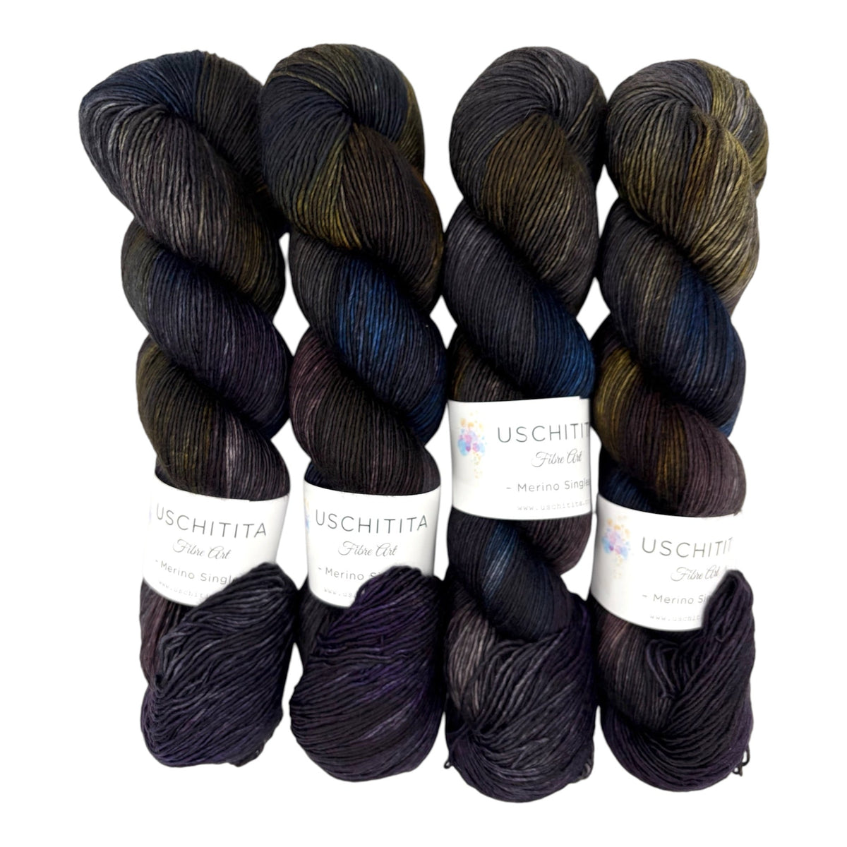 Look behind USCHITITA - Merino Singles - Uschitita