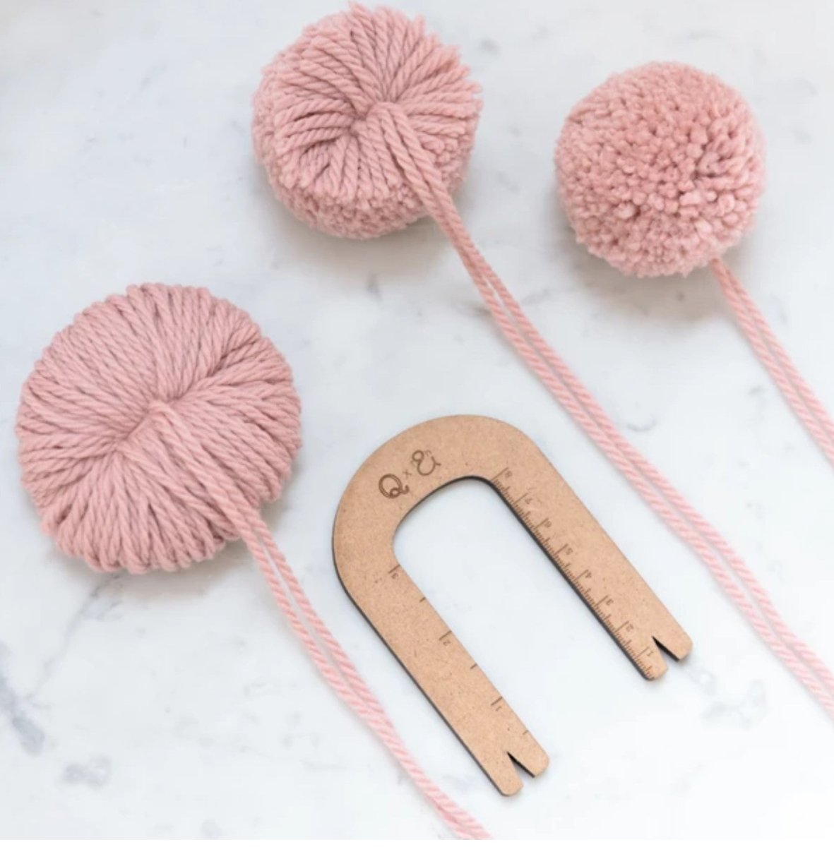 APPAREIL A POMPOM TWIG & HORN - Twig & Horn