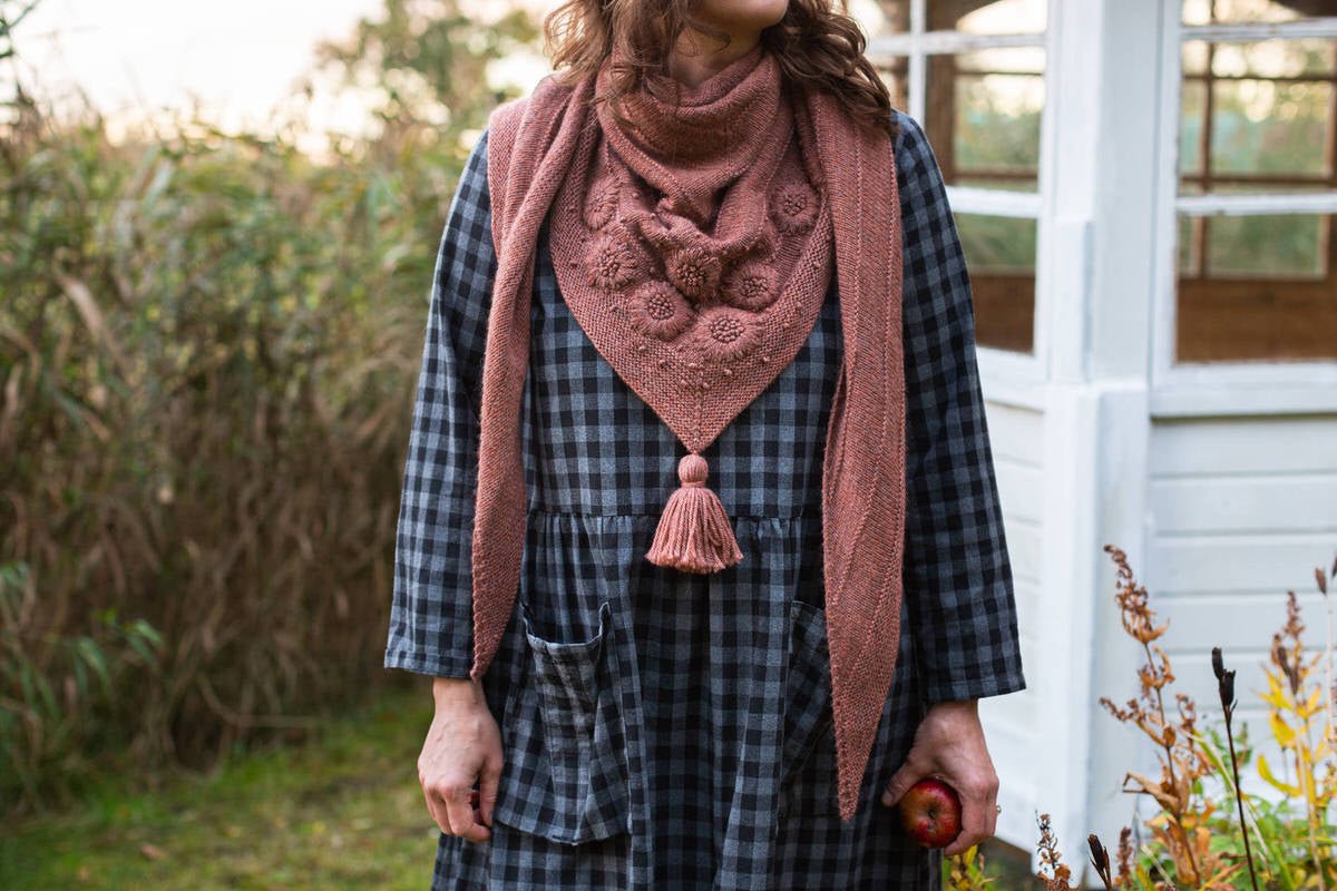 Embroidery on Knits - Laine Magazine