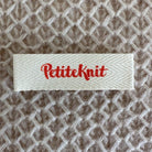 Petite Knit Rouge Tomate Etiquette en tissu PetiteKnit - Petite Knit