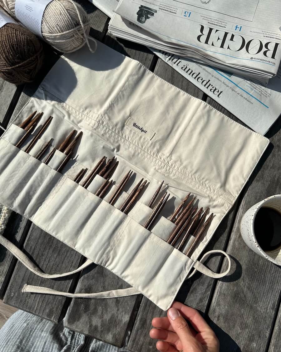 Knitter's Needle Case - Aiguilles Interchangeables - PetiteKnit - Petite Knit
